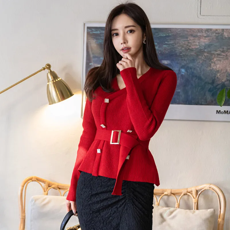 Women's Autumn and Winter New High-end Temperament V-neck Long Sleeved Double Breasted Belt Waistband Fashion Knit Sweater Top
Women's Autumn and Winter New High-end Temperament V-neck Long Sleeved Double Breasted Belt Waistband Fashion Knit Sweater Top