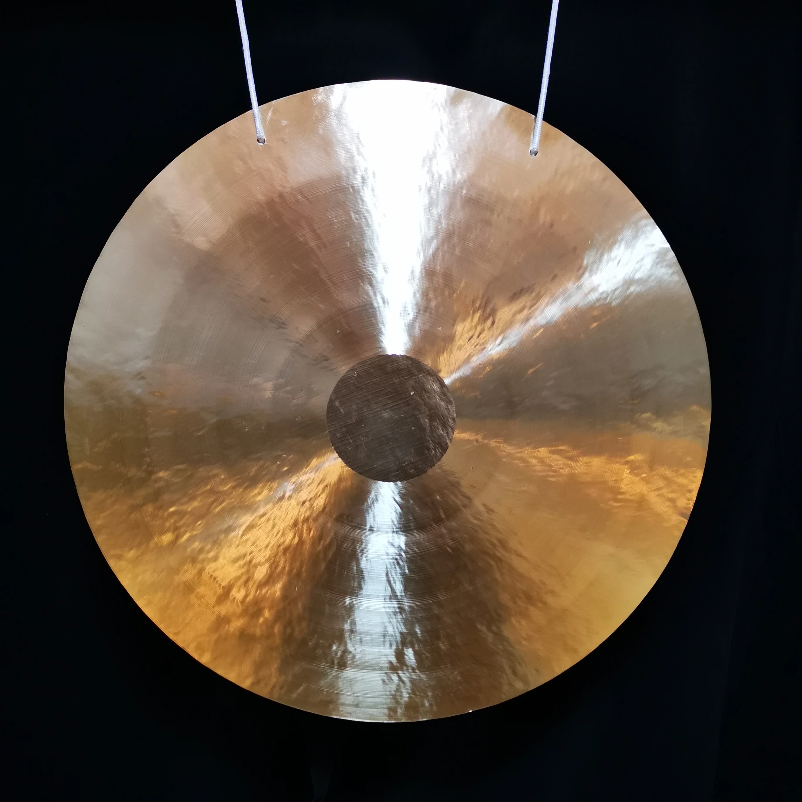 China percussion 22" bronze handmade 55cm wind gong
China percussion 22" bronze handmade 55cm wind gong