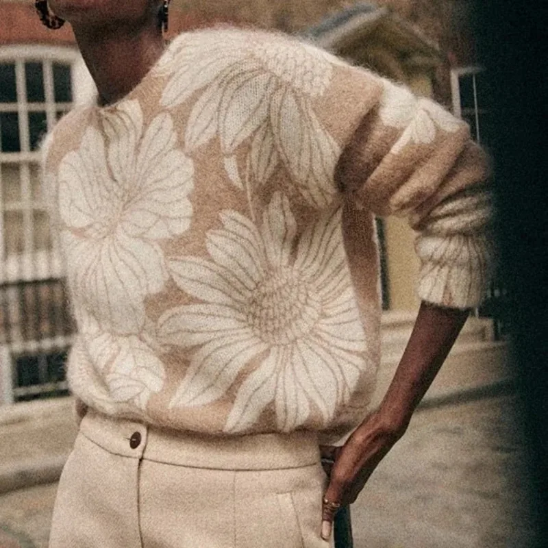 Women Wool Mohair Sweater Long-sleeved Big Floral Print 2022 Autumn Winter O-neck Female Knitted Pullovers Tops
Women Wool Mohair Sweater Long-sleeved Big Floral Print 2022 Autumn Winter O-neck Female Knitted Pullovers Tops
