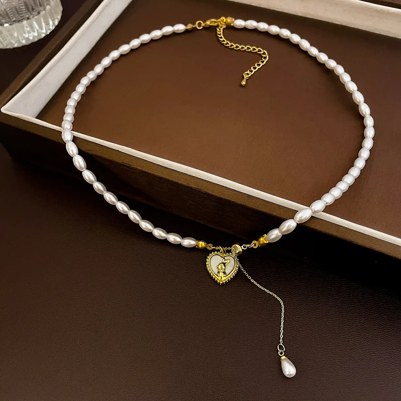 Rabbit Love Pearl Stitching Necklace Clavicle Chain Internet Celebrity Birth Year Necklace Female
Rabbit Love Pearl Stitching Necklace Clavicle Chain Internet Celebrity Birth Year Necklace Female