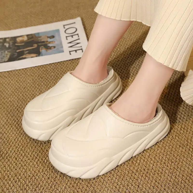 Cotton Slippers Men's Winter Interior Home Fleece-Lined Cotton-Padded Shoes Keep Warm Outerwear for Young People with Drooping F
Cotton Slippers Men's Winter Interior Home Fleece-Lined Cotton-Padded Shoes Keep Warm Outerwear for Young People with Drooping F