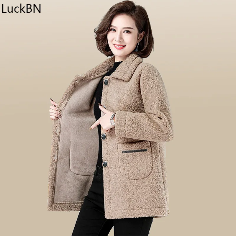 Women's Sheep Shearing Coat Mother's Wear Autumn/Winter Thickened Granular Fleece Lamb Fur Coat Women Korean Coats Women
Women's Sheep Shearing Coat Mother's Wear Autumn/Winter Thickened Granular Fleece Lamb Fur Coat Women Korean Coats Women