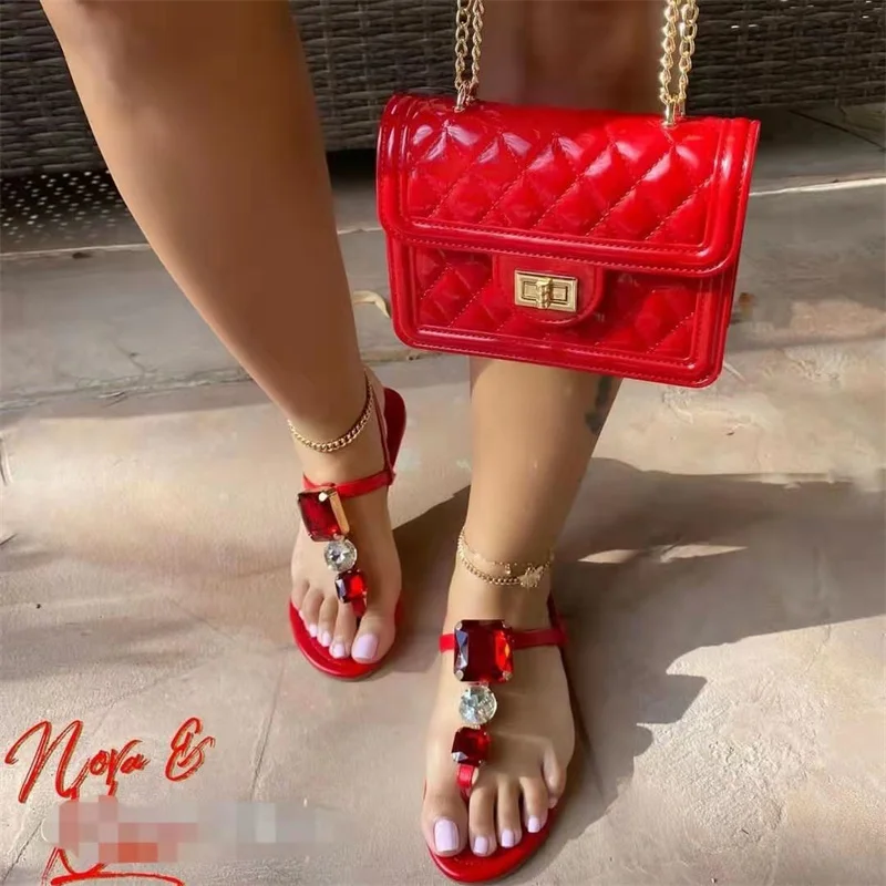 2022 Women's Summer New Rhinestone Plus Size Sandals and Slippers Fashion Flat Flip Flops Comfortable Beach Shoes Women's Shoes
2022 Women's Summer New Rhinestone Plus Size Sandals and Slippers Fashion Flat Flip Flops Comfortable Beach Shoes Women's Shoes