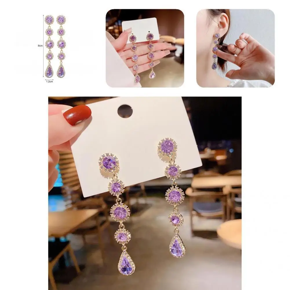 Decorative 1 Pair Trendy Luxury Dangle Earrings Accessory Earrings Sturdy for Prom
Decorative 1 Pair Trendy Luxury Dangle Earrings Accessory Earrings Sturdy for Prom