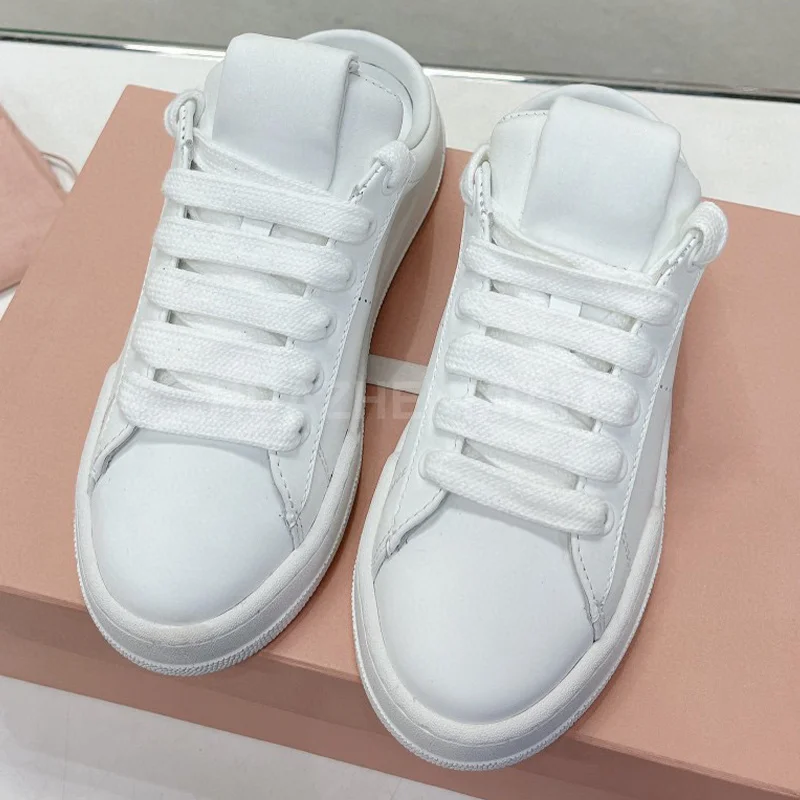 Туфли женские из натуральной кожи, повседневная однотонная обувь на плоской подошве, с круглым носком, простые универсальные лоферы, весна-осень 2023
Туфли женские из натуральной кожи, повседневная однотонная обувь на плоской подошве, с круглым носком, простые универсальные лоферы, весна-осень 2023