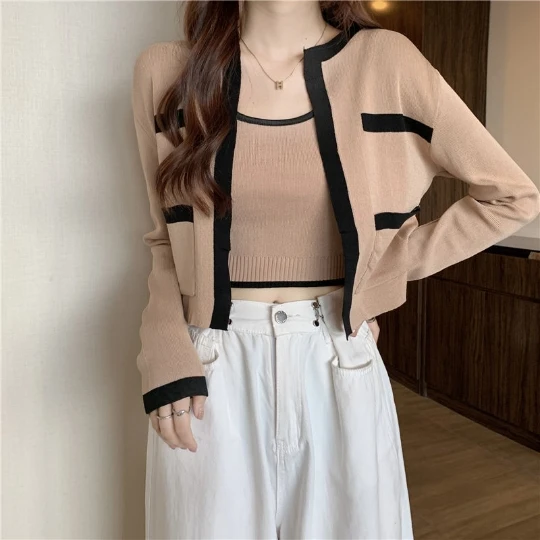 2 PC Set Suit Cardigans Sweaters Women V-Neck Long Sleeve Tops Fashionable Solid Knitwear Women's Sweater Cardigan Coat Cloth
2 PC Set Suit Cardigans Sweaters Women V-Neck Long Sleeve Tops Fashionable Solid Knitwear Women's Sweater Cardigan Coat Cloth