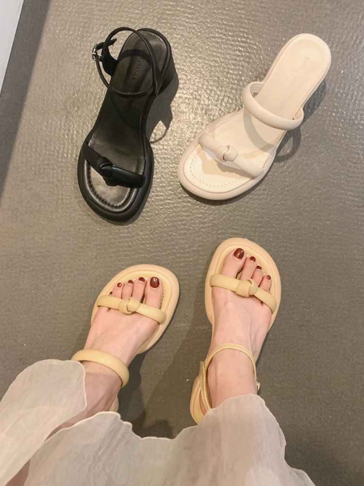 One Word Strap French Sandals Slippers Women's Shoes 2022 Summer New Thick Heel Non-slip Fashion Bow Retro High Heels
One Word Strap French Sandals Slippers Women's Shoes 2022 Summer New Thick Heel Non-slip Fashion Bow Retro High Heels