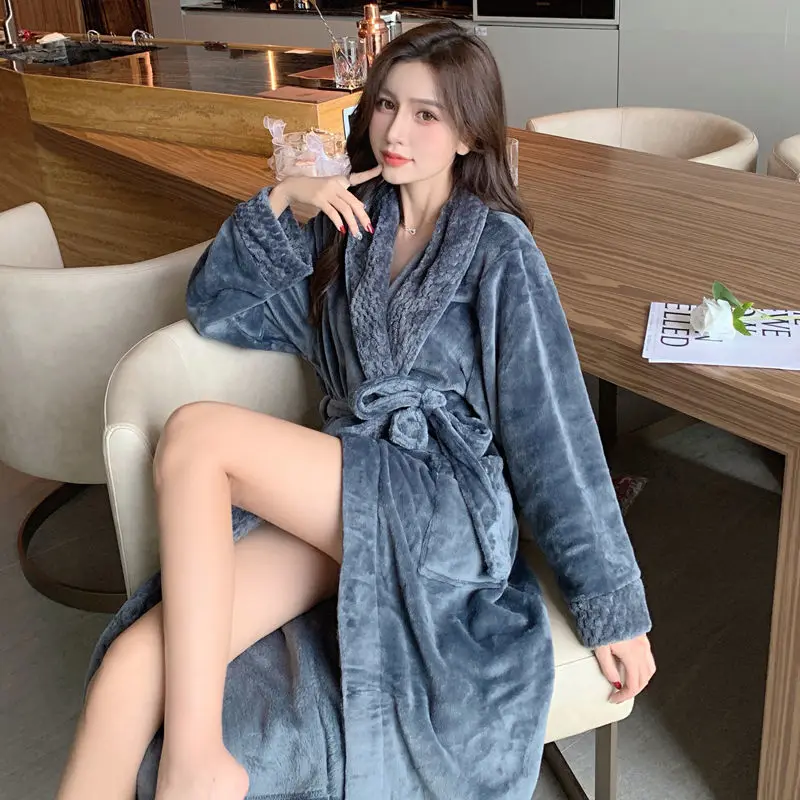 Coral Fleece Sleepwear Thickened Warm Flannel Robe Women Long Kimono Bathrobe Gown Winter Nightwear with Pocket Casual Home Wear
Coral Fleece Sleepwear Thickened Warm Flannel Robe Women Long Kimono Bathrobe Gown Winter Nightwear with Pocket Casual Home Wear