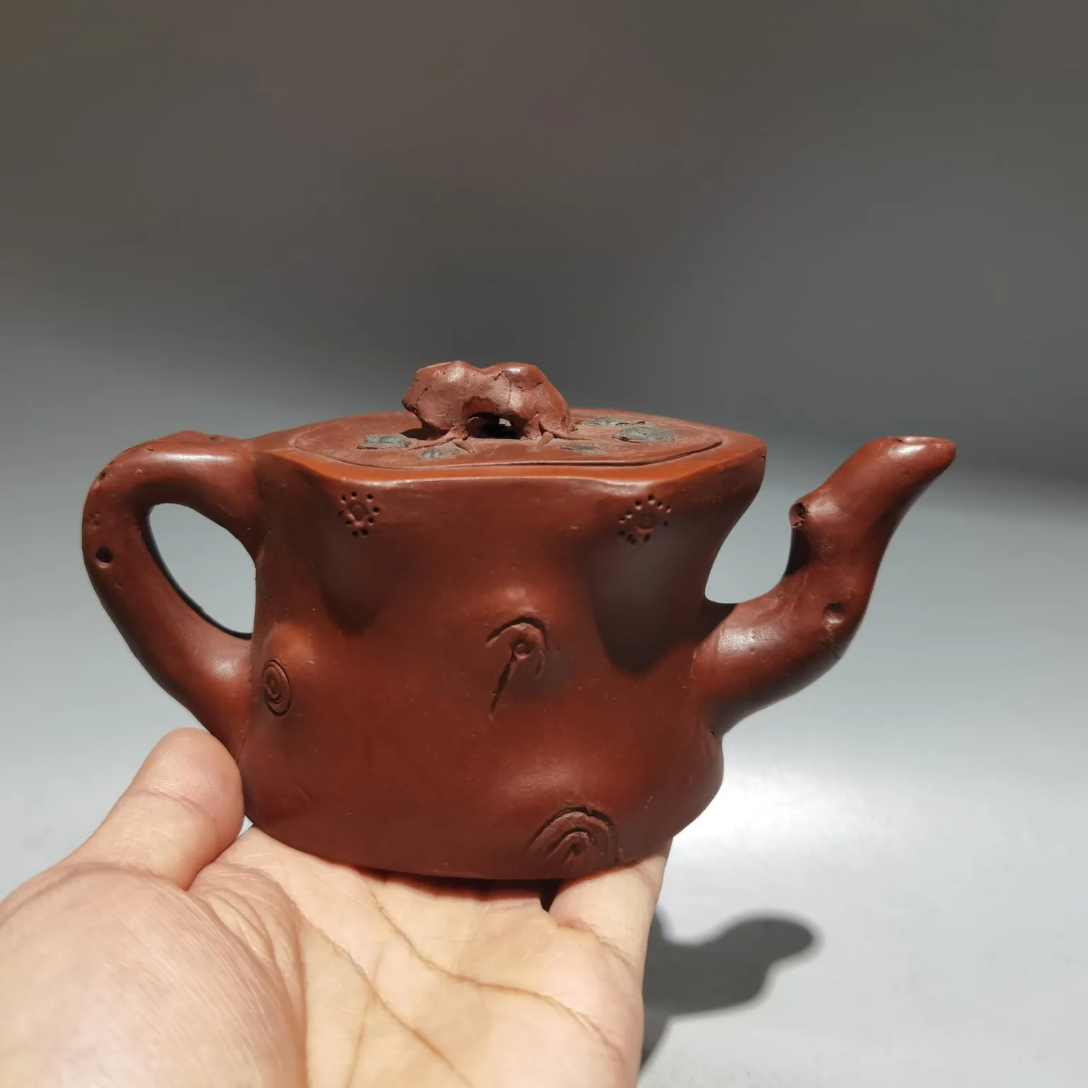 

6"Chinese Yixing Zisha Pottery Stump pot Root shape kettle teapot flagon red mud Gather fortune Office Ornaments Town House