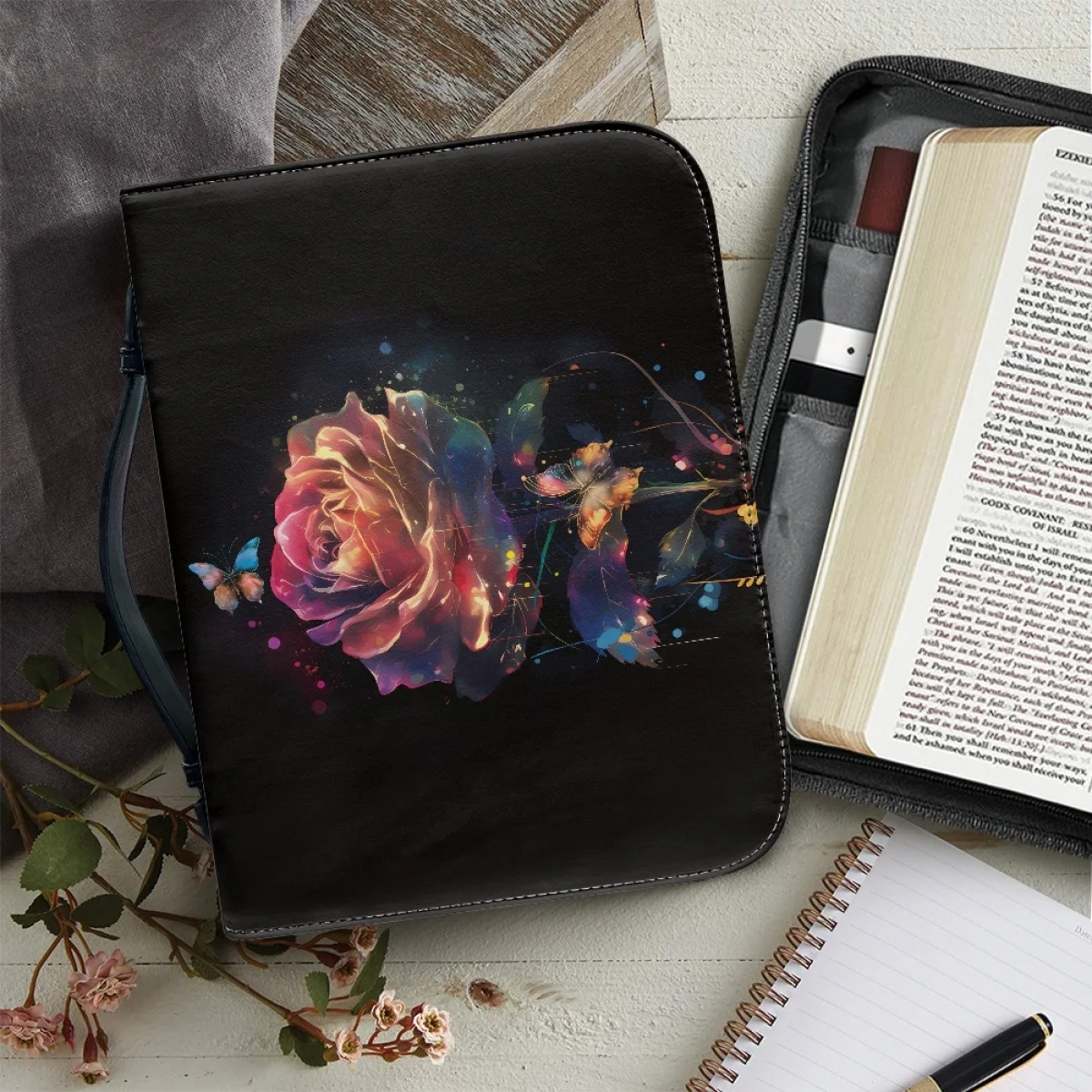 FORUDESIGNS 3D Rose Design Bible Bag Women Leather Zippered Handle Handbags Protect Bible Storage Bags Universal Utility
FORUDESIGNS 3D Rose Design Bible Bag Women Leather Zippered Handle Handbags Protect Bible Storage Bags Universal Utility