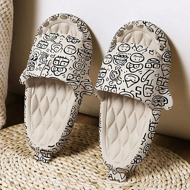 Мужские Тапочки для ванной комнаты из ЭВА, с мягкой подошвой, Нескользящие разноцветные тапочки с граффити, лето 2023 
Мужские Тапочки для ванной комнаты из ЭВА, с мягкой подошвой, Нескользящие разноцветные тапочки с граффити, лето 2023