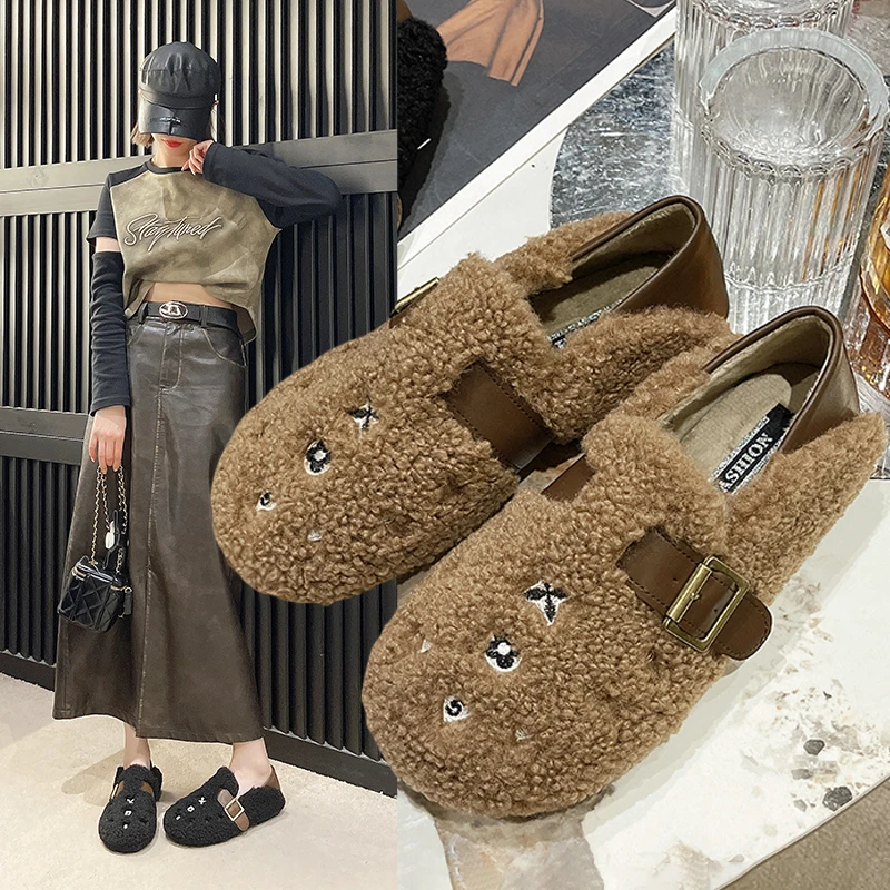 Lamb soybean shoes women wear plus cashmere shoes autumn new slip-on lazy shoes two wear women flat shoes metal buckle soft sole
Lamb soybean shoes women wear plus cashmere shoes autumn new slip-on lazy shoes two wear women flat shoes metal buckle soft sole