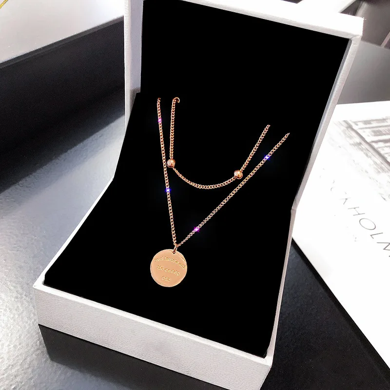 Popular Jewellery 2020 Fashion Necklace Versatile Temperament Titanium Steel Plated 18k Rose Gold Circle Necklace Letter Design
Popular Jewellery 2020 Fashion Necklace Versatile Temperament Titanium Steel Plated 18k Rose Gold Circle Necklace Letter Design