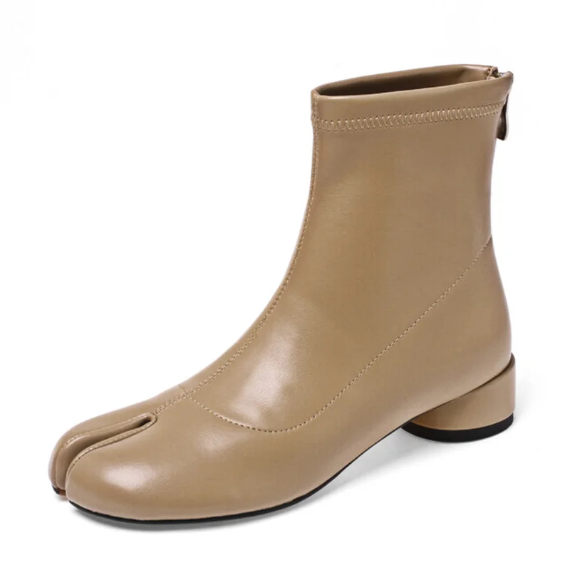 LILYPTUART ZA Women's Ankle Boots, Autumn Winter 2022, Fashion Korean Style Pig Trotter Split Toe Chunky Heel Booties Designer
LILYPTUART ZA Women's Ankle Boots, Autumn Winter 2022, Fashion Korean Style Pig Trotter Split Toe Chunky Heel Booties Designer