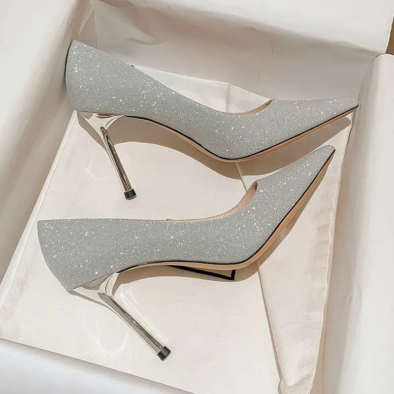 LEDP Ladies Dress Silver High Heel Wedding Shoes Women Stiletto 2022 Summer New Fashion Sexy Women's Shoes
LEDP Ladies Dress Silver High Heel Wedding Shoes Women Stiletto 2022 Summer New Fashion Sexy Women's Shoes