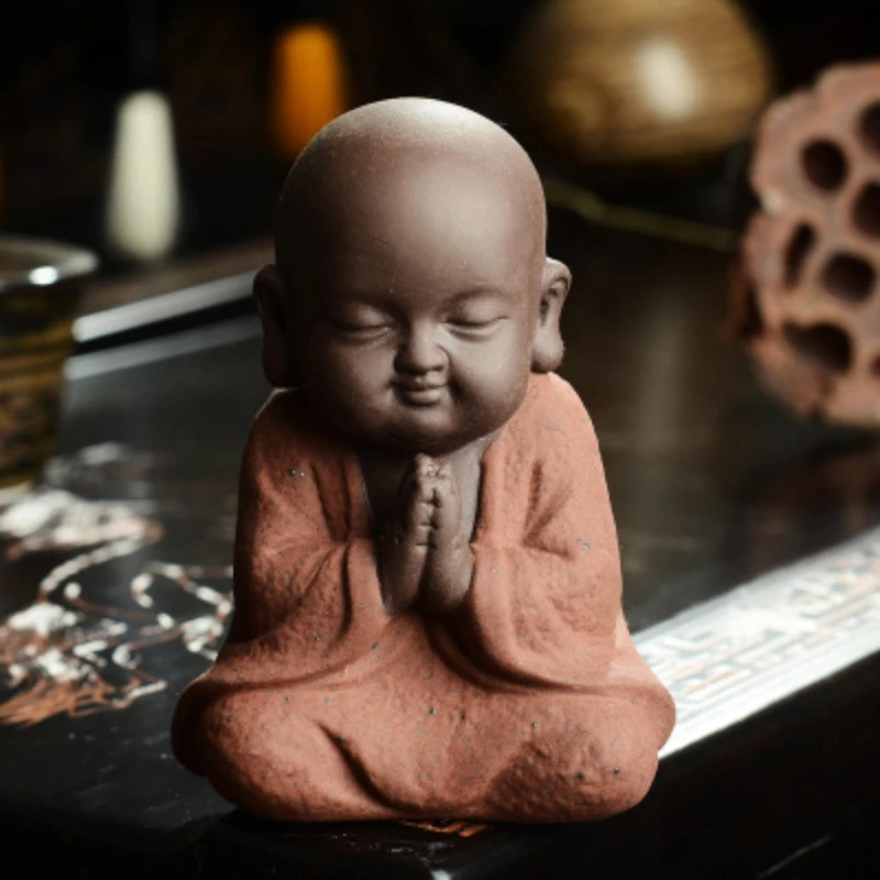 

Статуи Будды маленького монаха песок керамический домашний клуб геомантическое украшение фигурки из фиолетового песка чай питомец
