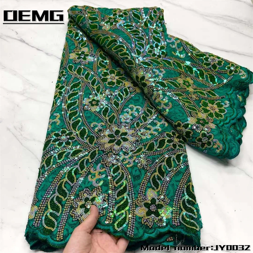 OEMG Green French Nigerian Sequin Velvet Fabrics 2022 High Quality Lace African Wedding Lace Fabric For Women Party Dress JY0032
OEMG Green French Nigerian Sequin Velvet Fabrics 2022 High Quality Lace African Wedding Lace Fabric For Women Party Dress JY0032