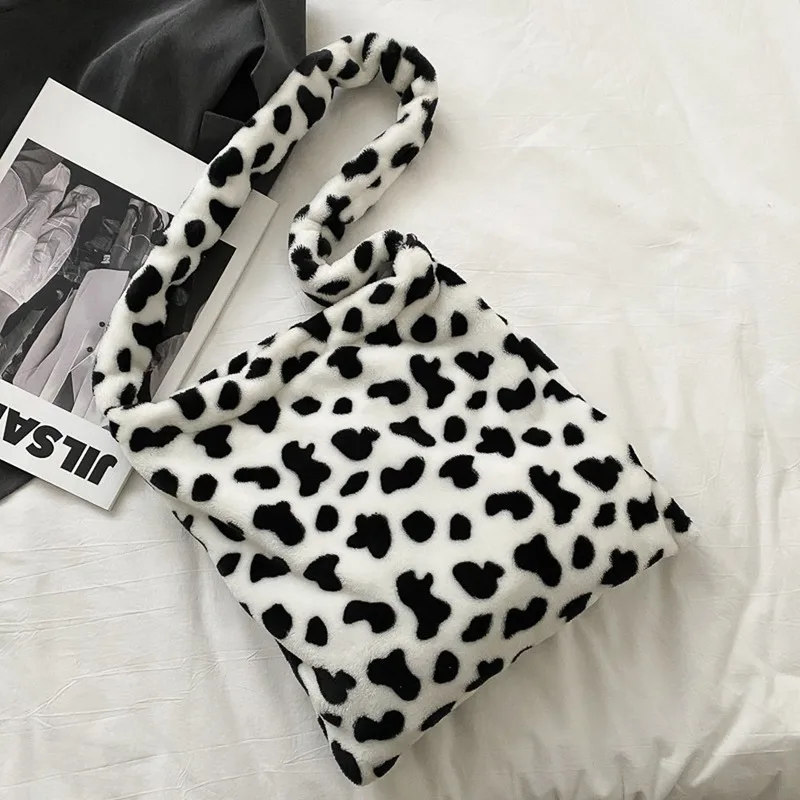 Winter Furry Women Large Handbags Fashion Cow Pattern Ladies Shoulder Messenger Bags Soft Plush Female Girls Travel Casual Tote
Winter Furry Women Large Handbags Fashion Cow Pattern Ladies Shoulder Messenger Bags Soft Plush Female Girls Travel Casual Tote