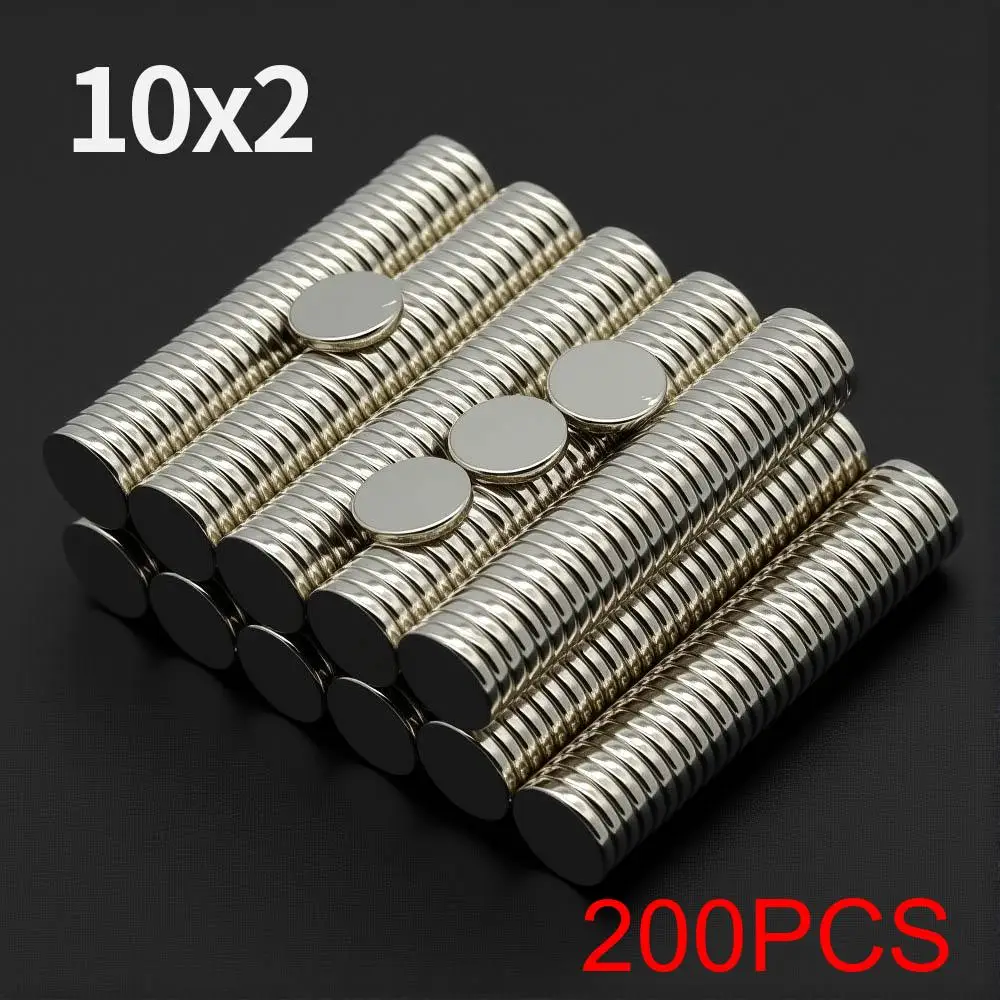 Неодимовые магниты N35 круглые 10x2 мм
Неодимовые магниты N35 круглые 10x2 мм