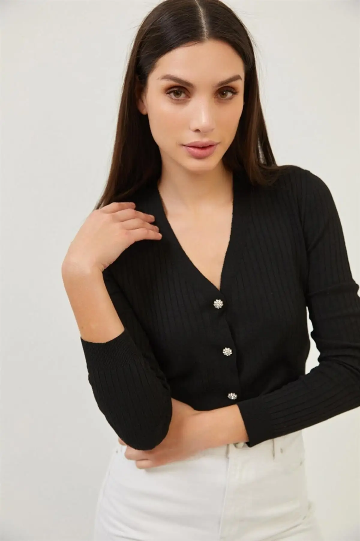 Women's Cardigan Black Stone Button Detailed Crop sportswear Blouse Casual Knitted Quality Fashion Sweaters Loose Jumper
Women's Cardigan Black Stone Button Detailed Crop sportswear Blouse Casual Knitted Quality Fashion Sweaters Loose Jumper
