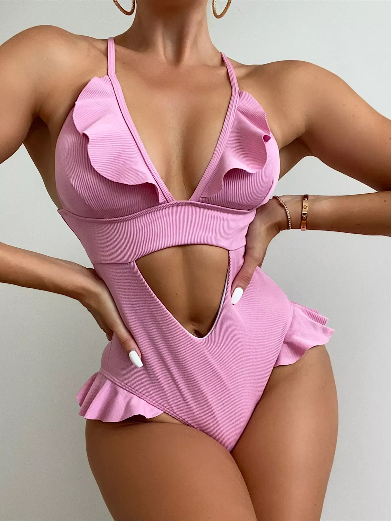 Sexy Ruffled One Piece Swimsuit Women Solid Pink Hollow Out Push Up Bodysuit Monokini Halter Backless Bathing Suit Swimwear
Sexy Ruffled One Piece Swimsuit Women Solid Pink Hollow Out Push Up Bodysuit Monokini Halter Backless Bathing Suit Swimwear