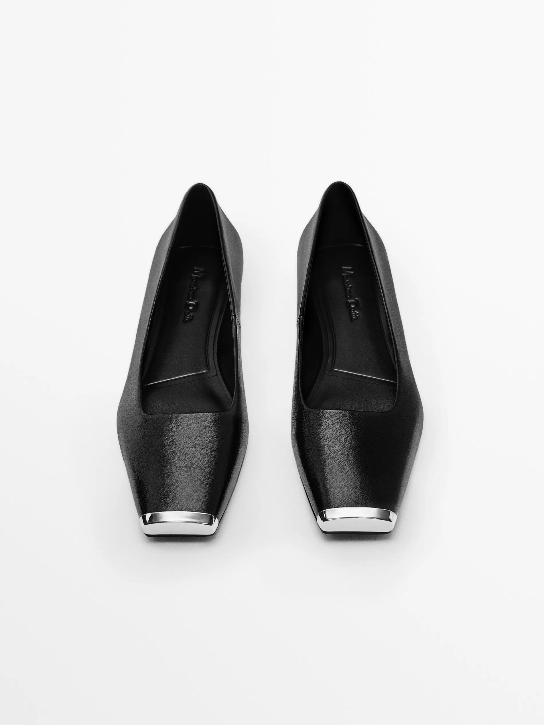 2023 Spring New Metal Shoes Toe Casual Black Flat Bottom Single Shoes Ballet Shoes Square Head Shallow Mouth Single Shoes Le Fu
2023 Spring New Metal Shoes Toe Casual Black Flat Bottom Single Shoes Ballet Shoes Square Head Shallow Mouth Single Shoes Le Fu