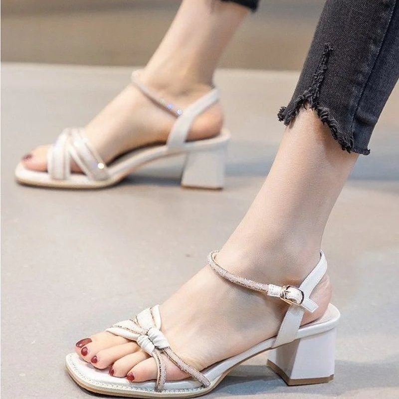 Sandals Women Summer New Fashion Women's Sandals 2022 High Heels Square Head Sequins Buckle Women Shoes Zapatos De Mujer
Sandals Women Summer New Fashion Women's Sandals 2022 High Heels Square Head Sequins Buckle Women Shoes Zapatos De Mujer