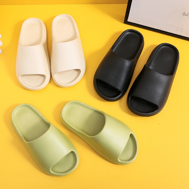 2022New Parent-child Slippers Fashion Indoor and Outdoor Bathroom Drag Summer Trend One Word Drag Yeezy Beach Men's EVA Slippers
2022New Parent-child Slippers Fashion Indoor and Outdoor Bathroom Drag Summer Trend One Word Drag Yeezy Beach Men's EVA Slippers