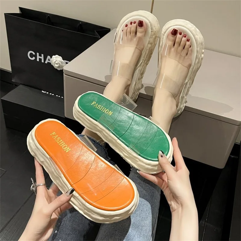 Thick-Soled Slippers 2022 New Summer Transparent Sandals Women's Medium-Heeled Platform High-Heeled Shoes
Thick-Soled Slippers 2022 New Summer Transparent Sandals Women's Medium-Heeled Platform High-Heeled Shoes