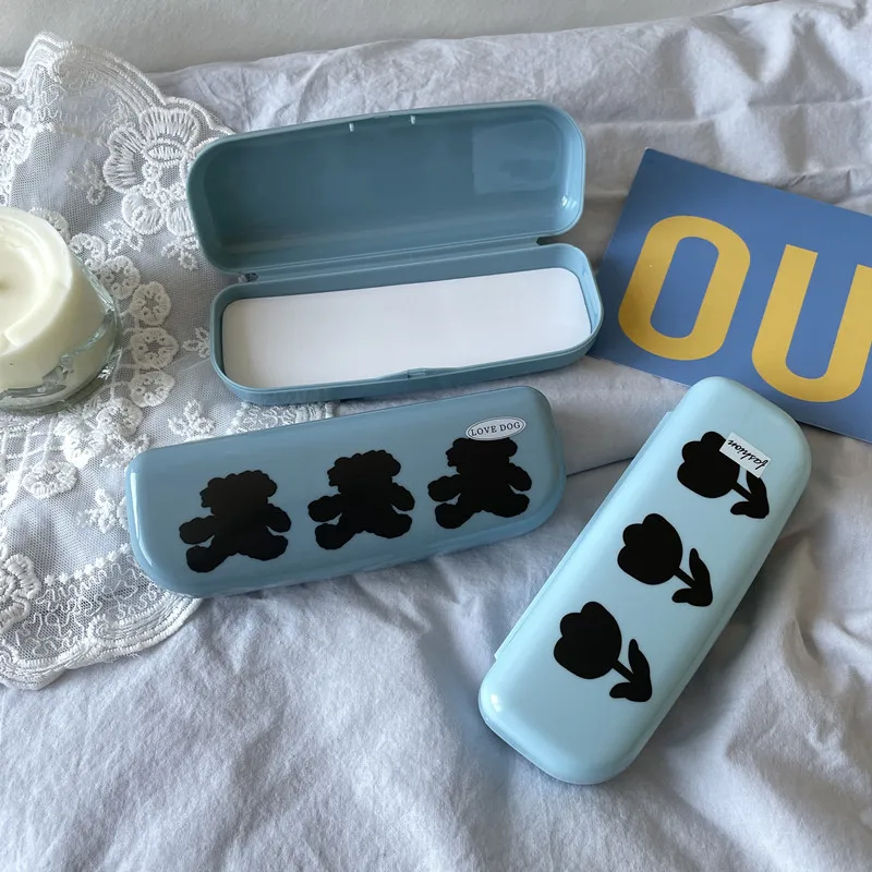 1Pcs Portable Plastic Glasses Case Women Creative Personality Sunglasses Box Glasses Storage Box Eyewear Protection Containers
1Pcs Portable Plastic Glasses Case Women Creative Personality Sunglasses Box Glasses Storage Box Eyewear Protection Containers