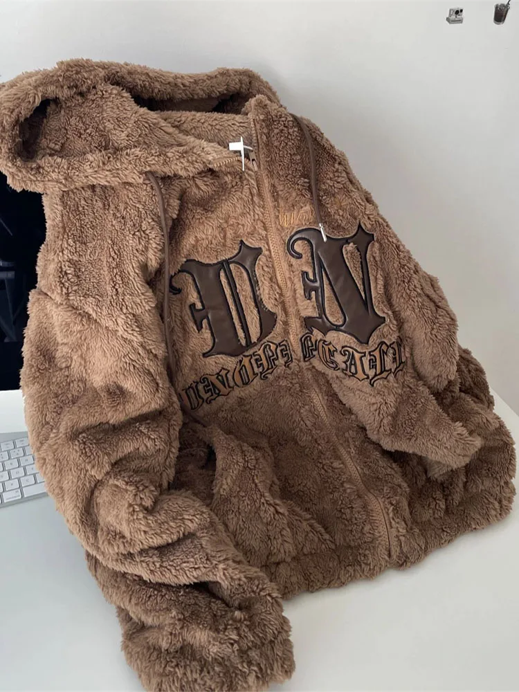 2022 Winter Lamb Wool Hoodies Women Fashion Thick Warm Loose Coat Hip-hop Oversized Letter Embroidery Zip Up Hooded Sweatshirt
2022 Winter Lamb Wool Hoodies Women Fashion Thick Warm Loose Coat Hip-hop Oversized Letter Embroidery Zip Up Hooded Sweatshirt