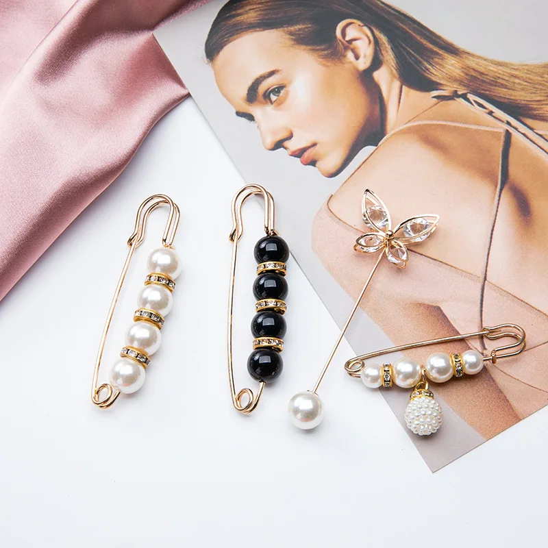 HMES New Fashion Ladies Brooch Pearl Strap Strap Sweater Cardigan Clip Chain Safety Pin Brooch Jewelry Gift
HMES New Fashion Ladies Brooch Pearl Strap Strap Sweater Cardigan Clip Chain Safety Pin Brooch Jewelry Gift