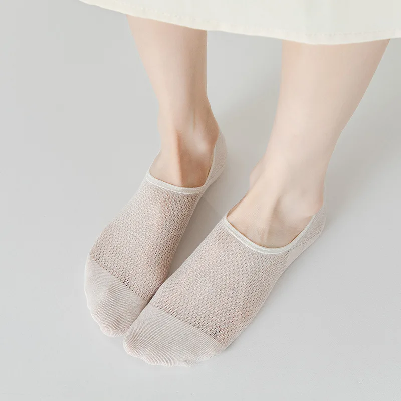1 Pair Invisible Women No Show Socks Silicone Non-slip Low Cut Ankle Boat Socks Solid Color Mesh Thin Breathable Sock Slippers
1 Pair Invisible Women No Show Socks Silicone Non-slip Low Cut Ankle Boat Socks Solid Color Mesh Thin Breathable Sock Slippers