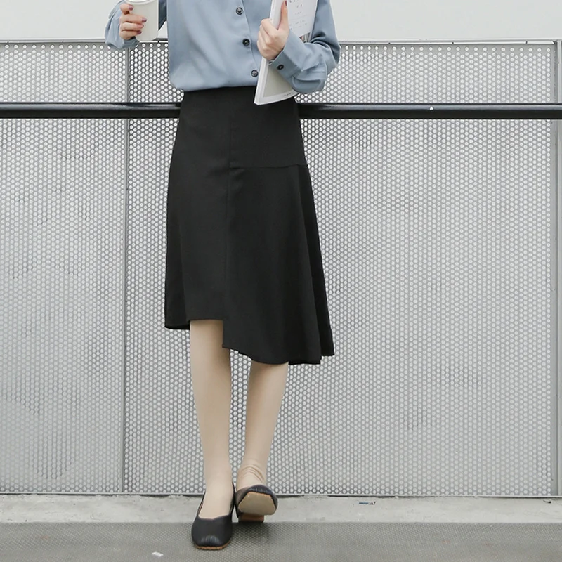 

2022 Summer Korean Version of The Stitching Irregular Skirt Mid-length Temperament Commuter Retro High Waist Thin Fishtail Skirt