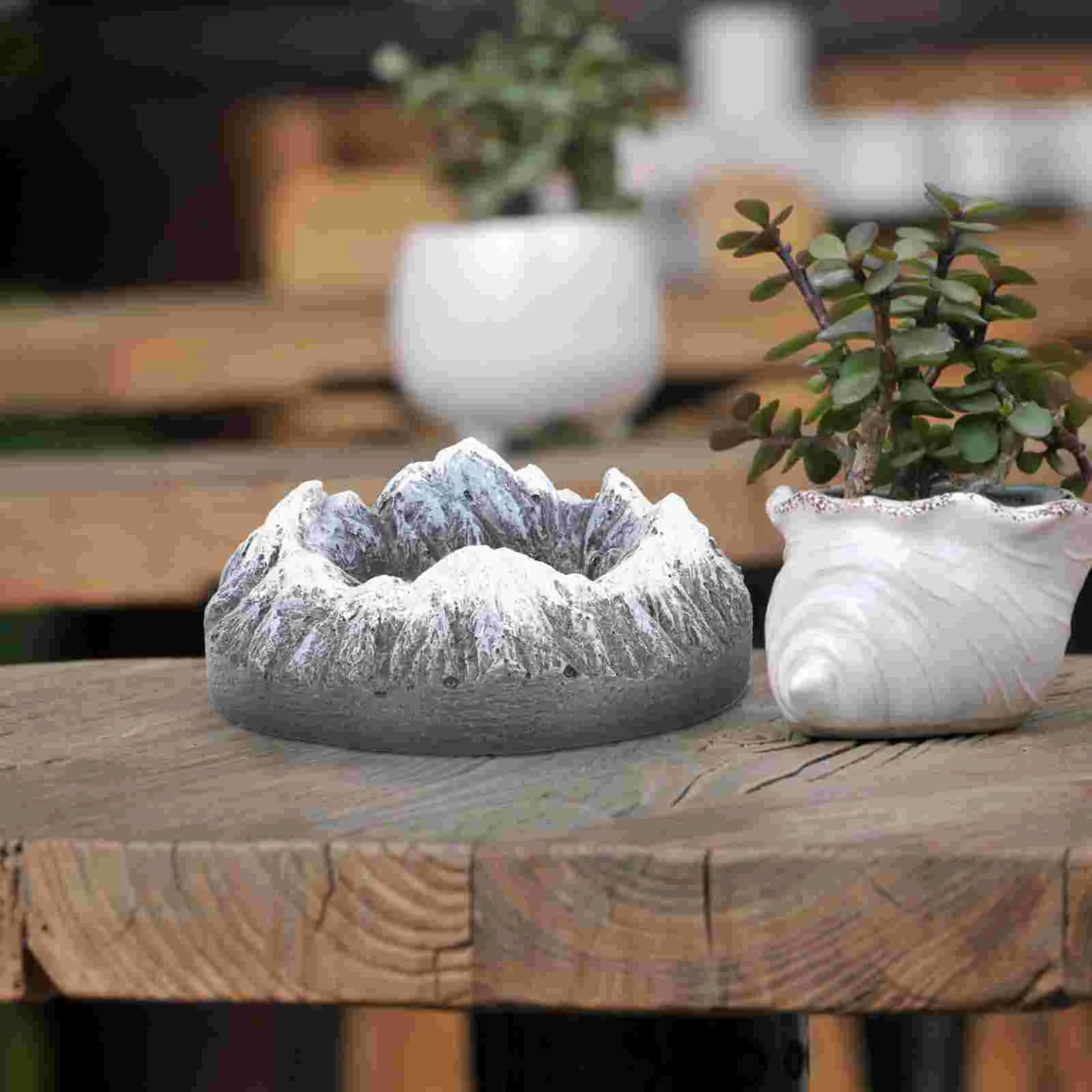 Ashtray Dish Ceramic Ash Tray Holder Ornament Tables Centerpieces Silver Office Retro Bowl Candy Jewelry Car Desktop Mountain
Ashtray Dish Ceramic Ash Tray Holder Ornament Tables Centerpieces Silver Office Retro Bowl Candy Jewelry Car Desktop Mountain