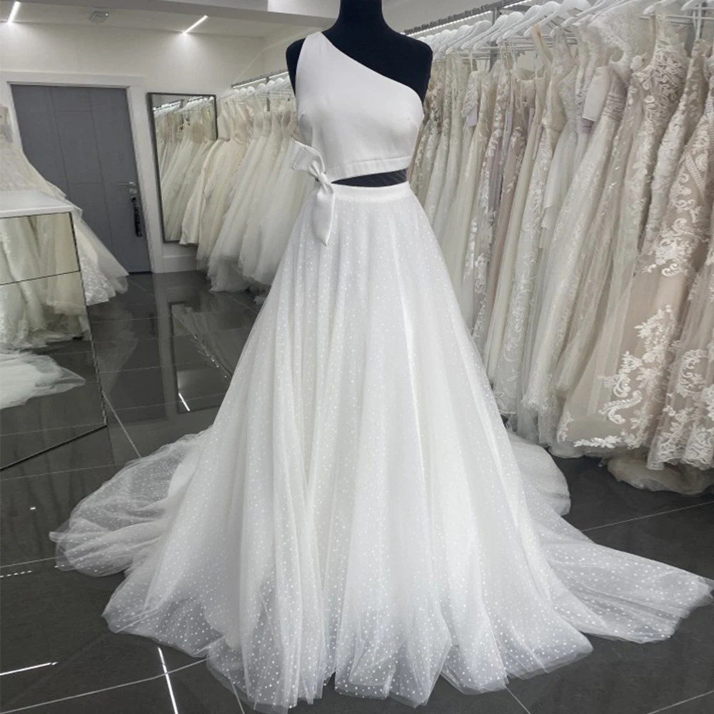 Tulle Wedding Dress For Bride One Shoulder Sleeveless A-Line Bridal Gowns Boho Simple Floor-Length Vestido De Novia Custom Made 
Tulle Wedding Dress For Bride One Shoulder Sleeveless A-Line Bridal Gowns Boho Simple Floor-Length Vestido De Novia Custom Made
