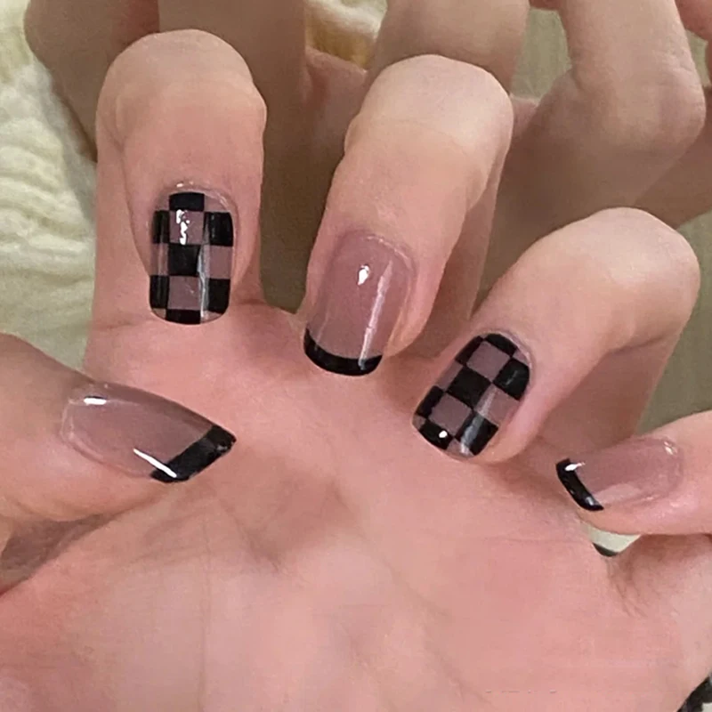 Съемные накладные ногти для французского маникюра 24 шт. Короткие квадратные обнаженные блестящие симпатичные красные звезды с сердечками накладные ногти с полным покрытием накладные ногти
Съемные накладные ногти для французского маникюра 24 шт. Короткие квадратные обнаженные блестящие симпатичные красные звезды с сердечками накладные ногти с полным покрытием накладные ногти