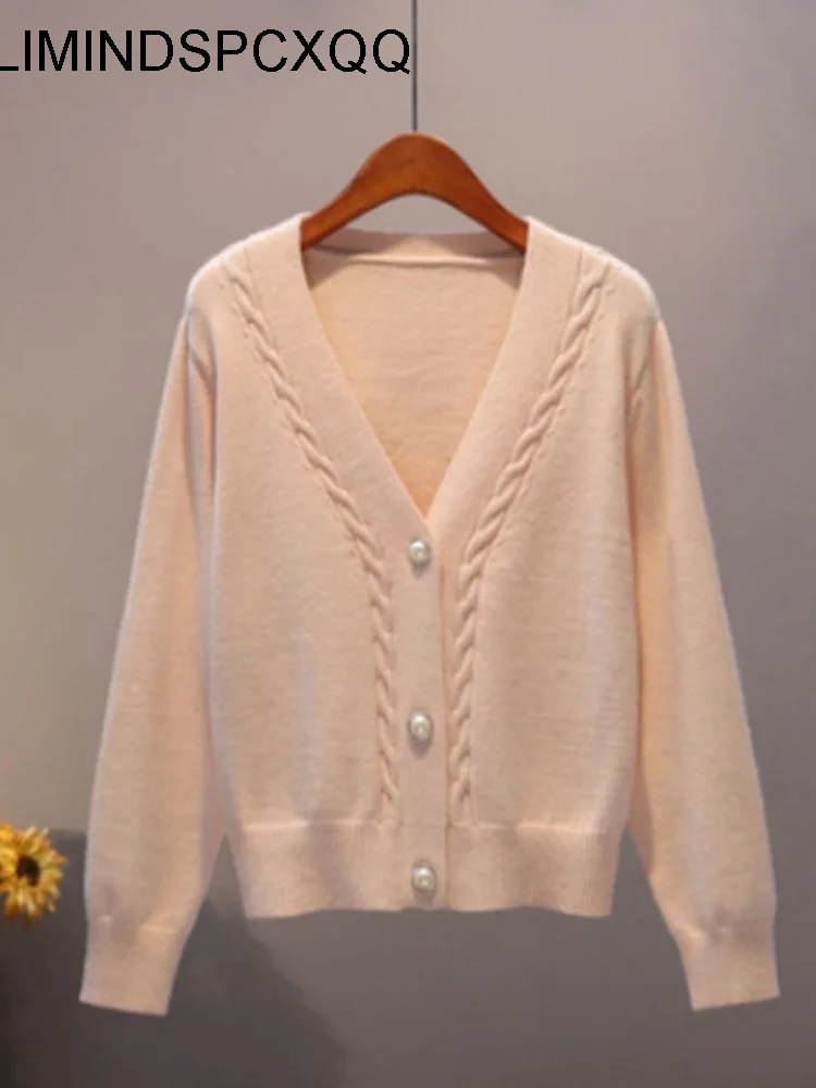Sweater Cardigan Women Autumn Winter New V Neck Pearl Single Breasted Loose Short Thicken Sweater Sweet Long Sleeve Knitting Top
Sweater Cardigan Women Autumn Winter New V Neck Pearl Single Breasted Loose Short Thicken Sweater Sweet Long Sleeve Knitting Top