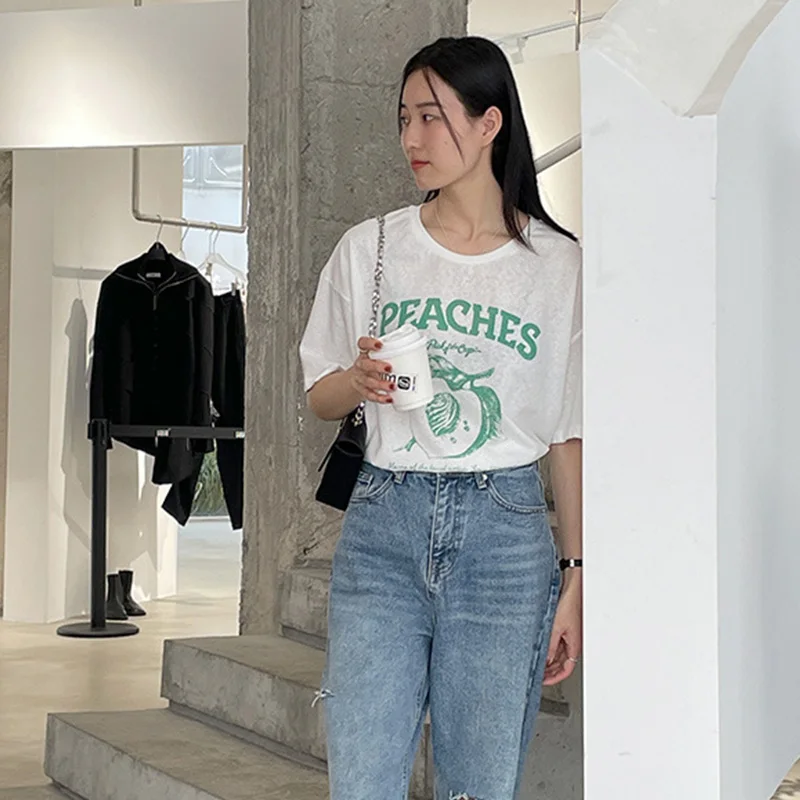 2022 Summer Women's T-Shirt Letter Printing Simple Short Sleeve Casual Loose O-Neck Top
2022 Summer Women's T-Shirt Letter Printing Simple Short Sleeve Casual Loose O-Neck Top