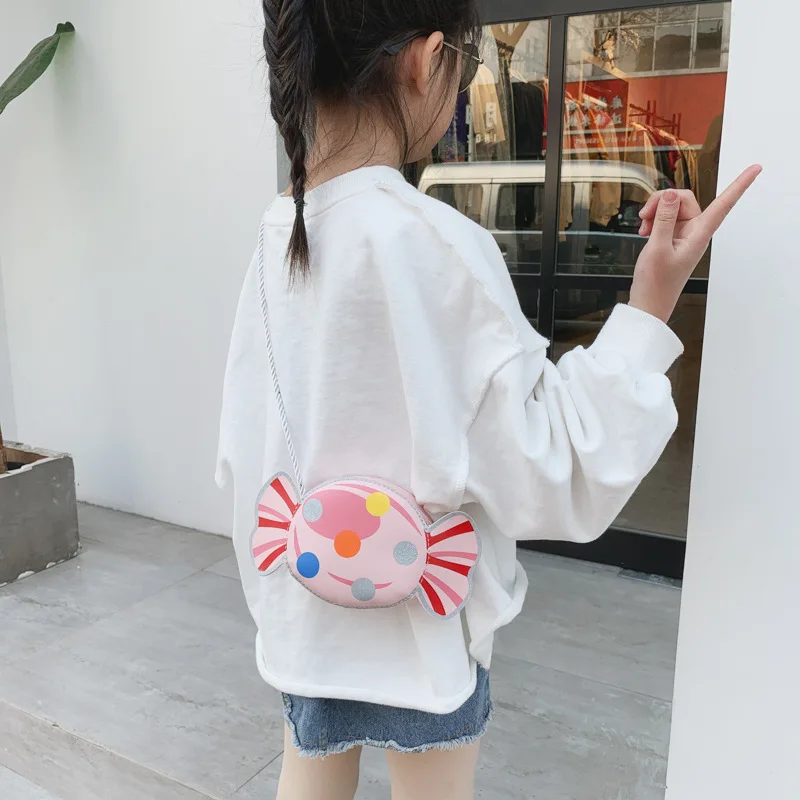 1PC Lovely Candy Shoulder Bags Children PU Leather Zipper Messenger Bag Girls Cute Coin Purse Cartoon Princess Accessories
1PC Lovely Candy Shoulder Bags Children PU Leather Zipper Messenger Bag Girls Cute Coin Purse Cartoon Princess Accessories