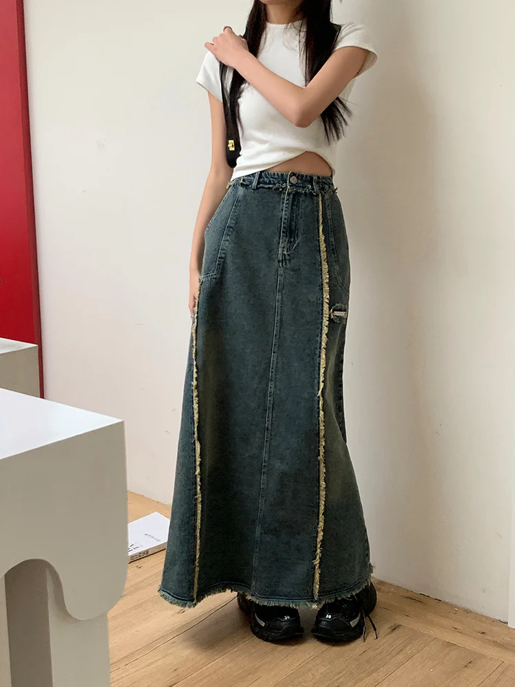 Vintage Denim Long Skirt for Women 2023 Spring Design Style Edge Split Jean Skirt Female Harajuku Slim Fit Elastic Waist Faldas 
Vintage Denim Long Skirt for Women 2023 Spring Design Style Edge Split Jean Skirt Female Harajuku Slim Fit Elastic Waist Faldas
