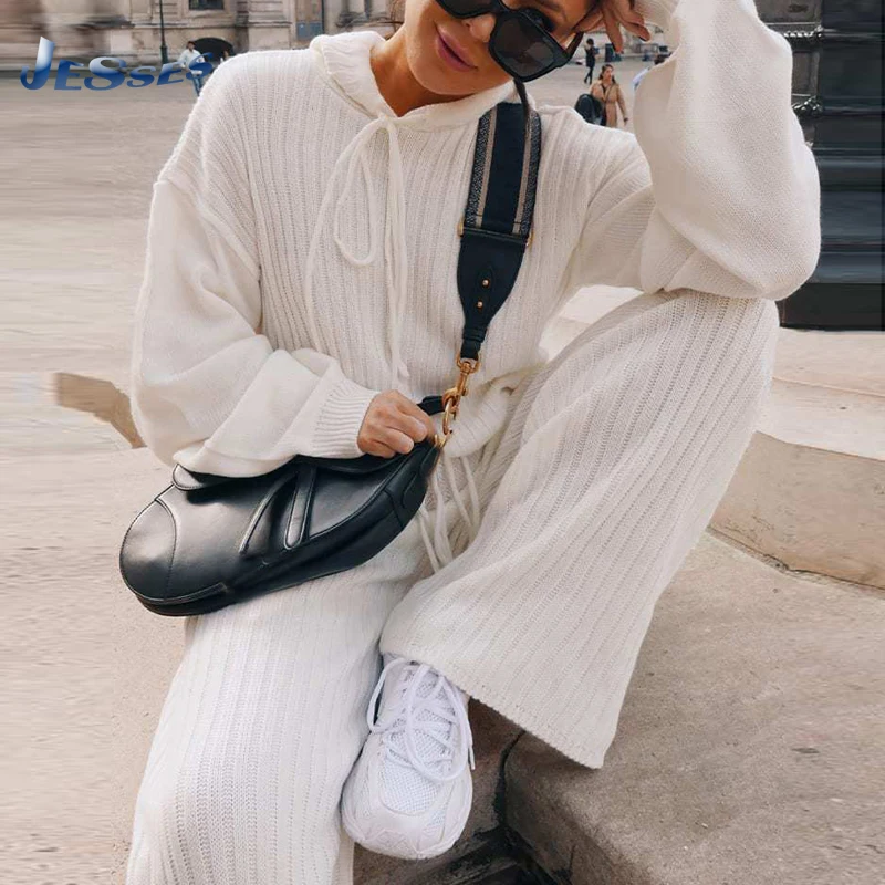 2021 Casual Homewear Set Ladies Hooded Pullover + Trouser Oversized Loose Two-piece 2XL Spring Solid Color Suit Female Tracksuit
2021 Casual Homewear Set Ladies Hooded Pullover + Trouser Oversized Loose Two-piece 2XL Spring Solid Color Suit Female Tracksuit