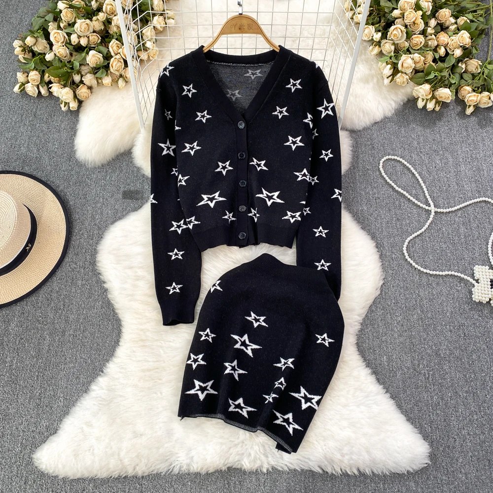 Casual Knitted Women Summer Single Breasted V-Neck Long Sleeve Cardigan Jacket + High Waist Bodycon Skirt Print Two Piece Sets
Casual Knitted Women Summer Single Breasted V-Neck Long Sleeve Cardigan Jacket + High Waist Bodycon Skirt Print Two Piece Sets