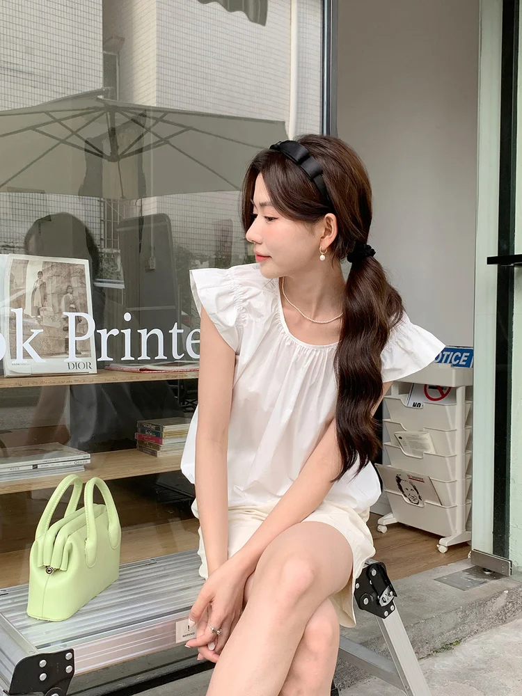 Korobov, винтажная Корейская летняя новинка, модная женская рубашка с круглым вырезом и летающими рукавами, Женские Простые однотонные Блузы
Korobov, винтажная Корейская летняя новинка, модная женская рубашка с круглым вырезом и летающими рукавами, Женские Простые однотонные Блузы