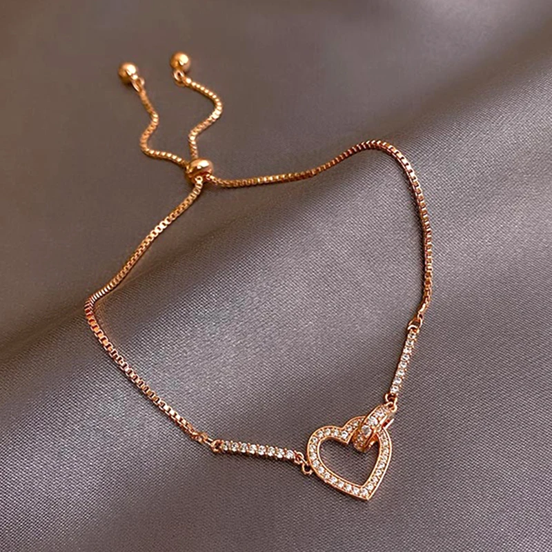 Trendy Elegant Heart Shaped Crystal Charming Bracelet for Women High Quality Light Luxury Design Shiny AAA Zircon Ins Hot Gift
Trendy Elegant Heart Shaped Crystal Charming Bracelet for Women High Quality Light Luxury Design Shiny AAA Zircon Ins Hot Gift