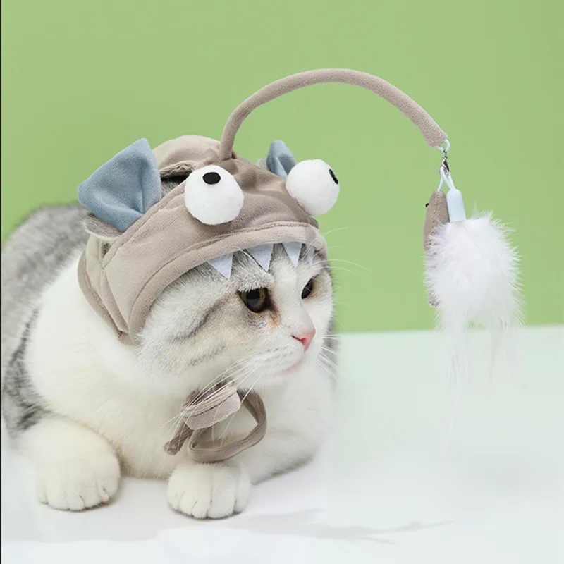 2022 New Arrivel Pet Hat Cat Wearing Feather Funny Cat Stick Creative Dinosaur Cat Headgear Fun Gray Bigeye Kitty Self-hey Toy
2022 New Arrivel Pet Hat Cat Wearing Feather Funny Cat Stick Creative Dinosaur Cat Headgear Fun Gray Bigeye Kitty Self-hey Toy