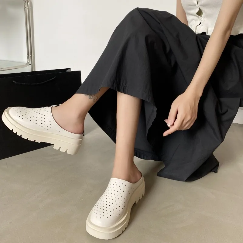 Couples Garden Clog Men Garden Shoe Women Water Proof Chef Shoe Comfortable Sandal Slippers for Pet Workers Outdoor Fishing Shoe
Couples Garden Clog Men Garden Shoe Women Water Proof Chef Shoe Comfortable Sandal Slippers for Pet Workers Outdoor Fishing Shoe
