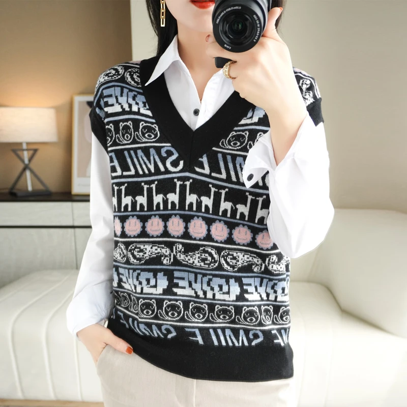 Autumn and Winter New Women's V-neck Vintage Jacquard Wool Vest Loose Warm Sweater Wearing Vest Sleeveless
Autumn and Winter New Women's V-neck Vintage Jacquard Wool Vest Loose Warm Sweater Wearing Vest Sleeveless
