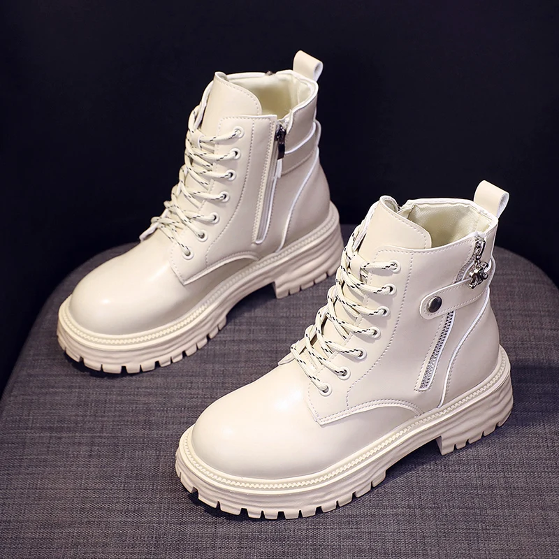Pmwrun Spring and Autumn women Boots Women's 2022 British Style Fashion All-match Single Boots Thick Bottom High-top Explosion
Pmwrun Spring and Autumn women Boots Women's 2022 British Style Fashion All-match Single Boots Thick Bottom High-top Explosion