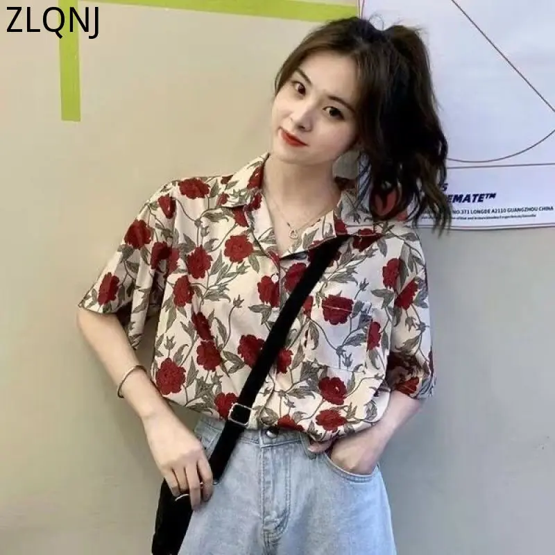 Women Summer Flower Shirts Rose Print Lady Casual Short Sleeve Aesthetic Clothes Vintage Hawaiian Shirt Elegant Blouses Tops 셔츠
Women Summer Flower Shirts Rose Print Lady Casual Short Sleeve Aesthetic Clothes Vintage Hawaiian Shirt Elegant Blouses Tops 셔츠